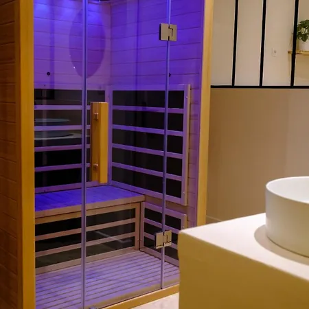 Ama, Suite Avec Baignoire Balneo Et Sauna Prive Avignon Exterior photo